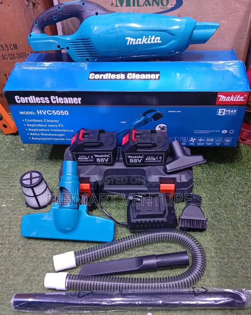 Makita Cordless Vacuum Cleaner