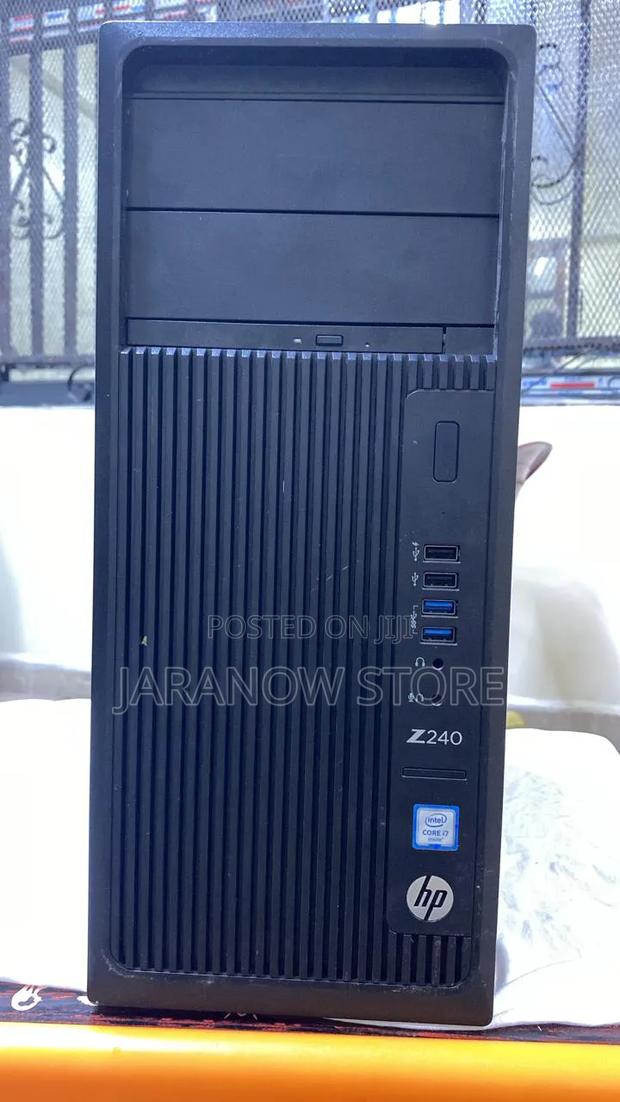 Desktop Computer HP Z240 16GB Intel Core i7 HDD 512GB