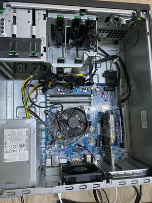 Desktop Computer HP Z240 16GB Intel Core i7 HDD 512GB