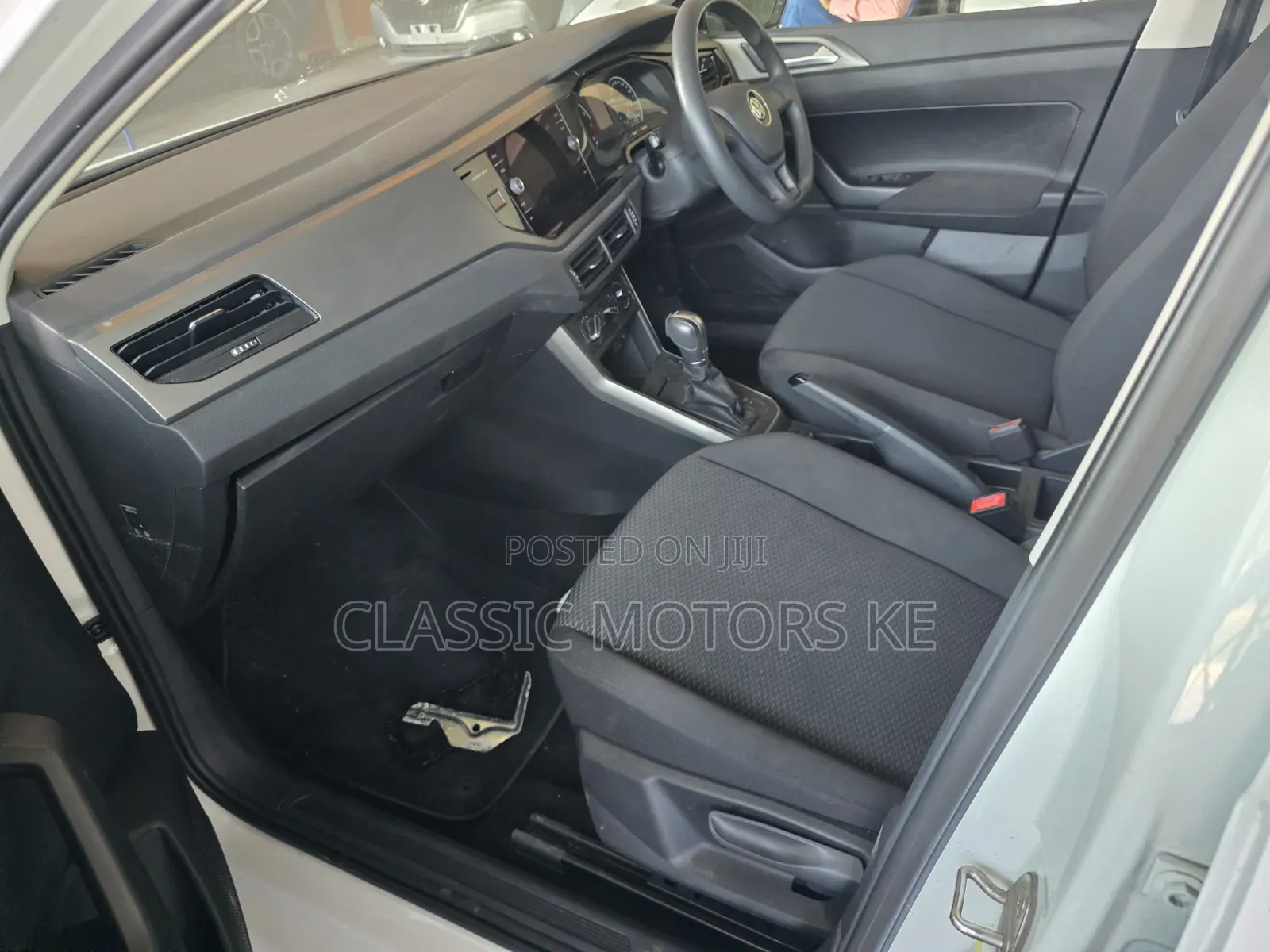 Volkswagen Polo 2019 White