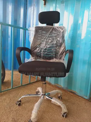 Scratch Resistant Modern Headrest Office Chairs Offers! 