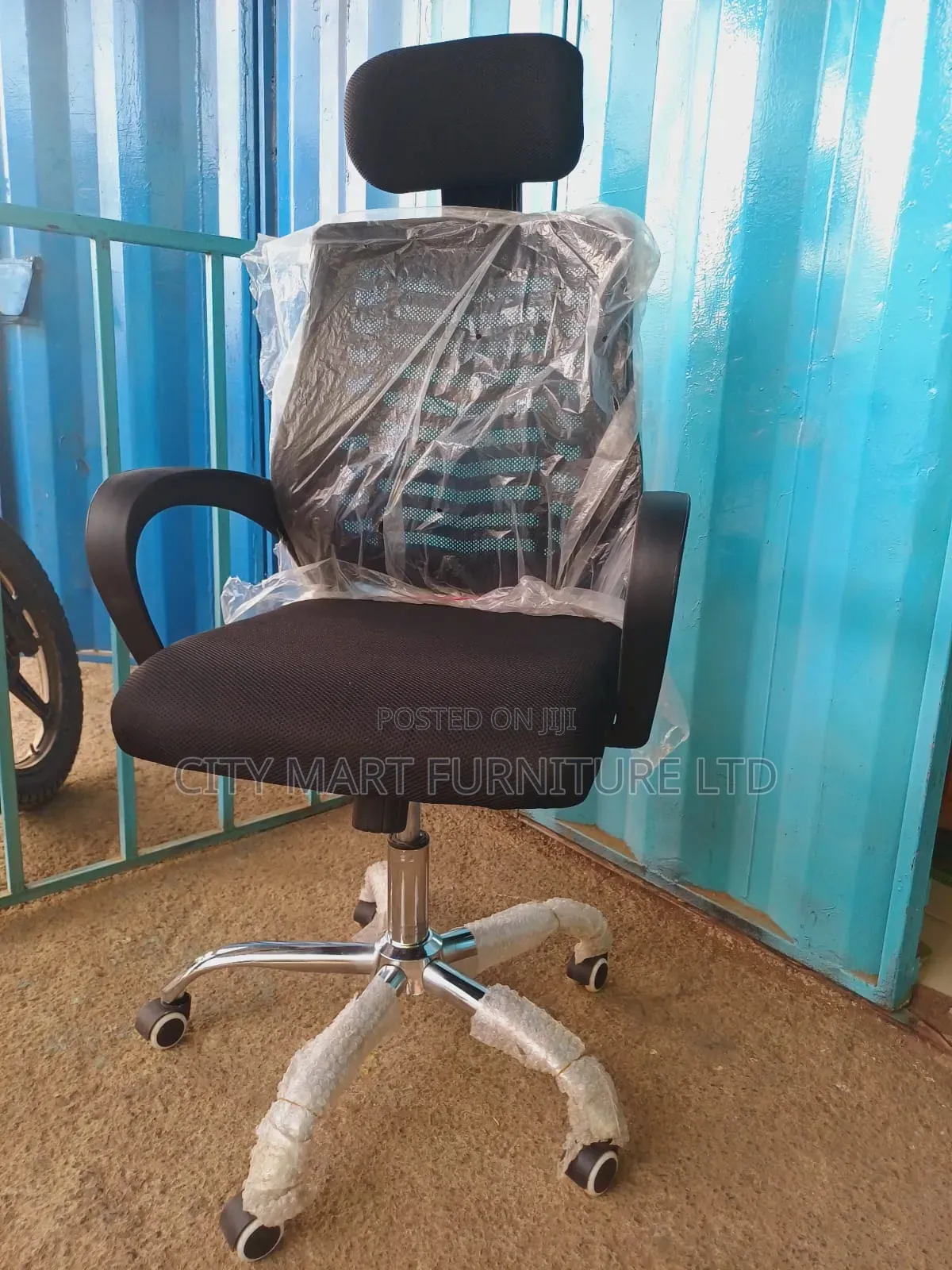 Floor-Friendly Modern Headrest Office Chairs Offers! 
