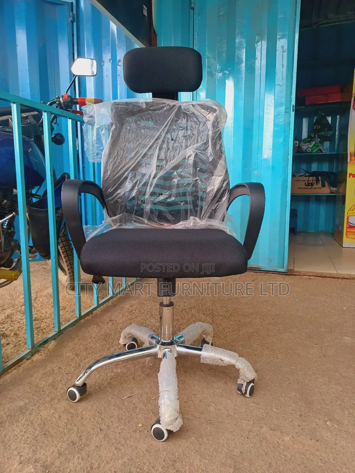Workspace Friendly Modern Headrest Office Chairs Offers! 