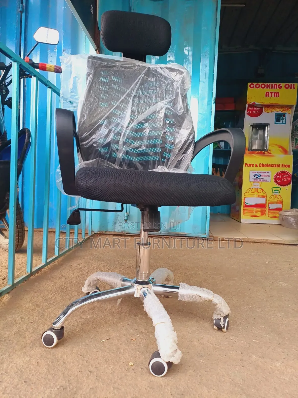 Conference Style Modern Headrest Office Chairs Offers! 