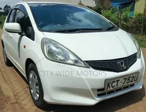 Honda Fit 2011 White
