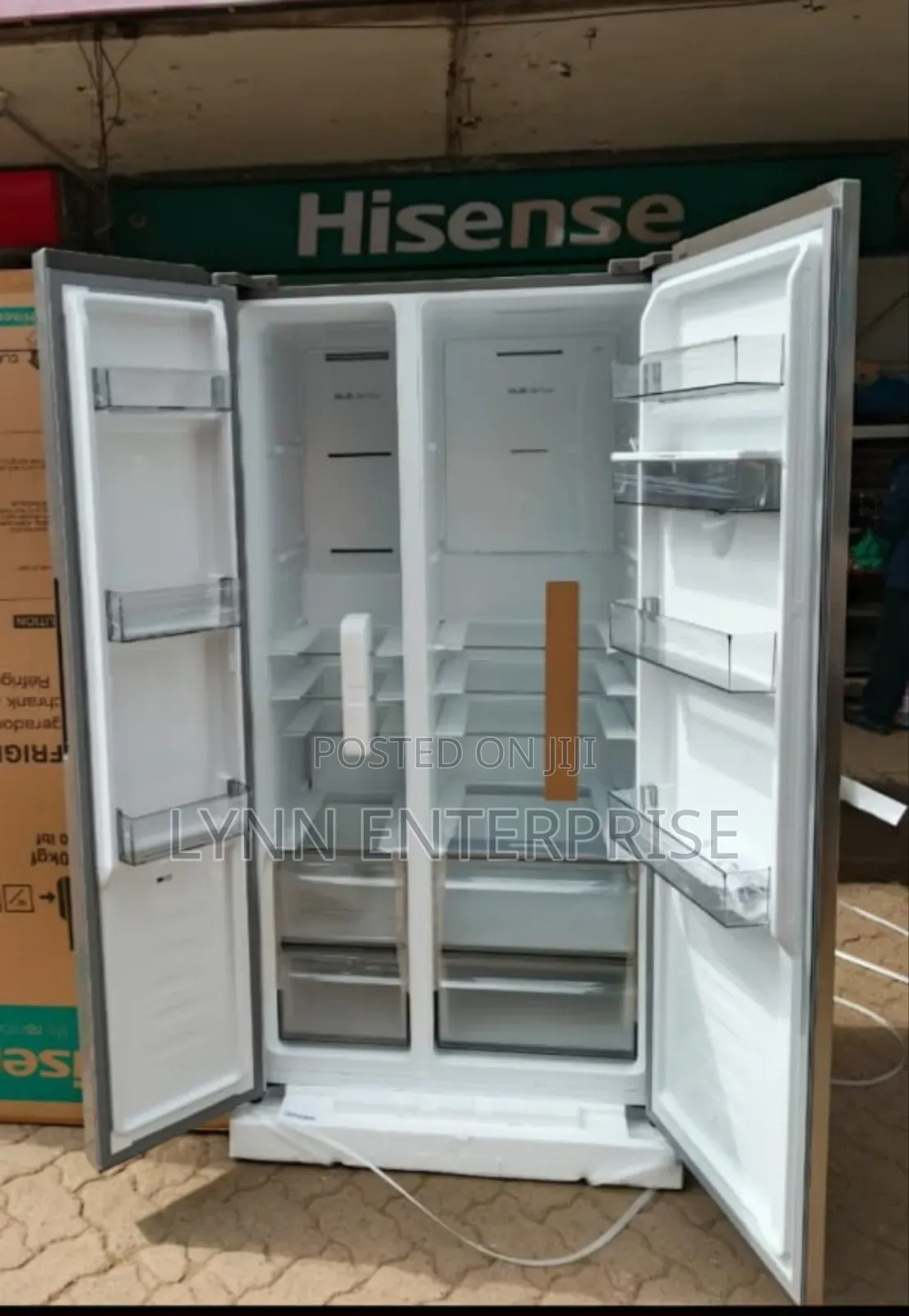 Hisense 541 Litres Side by Side Refrigerator