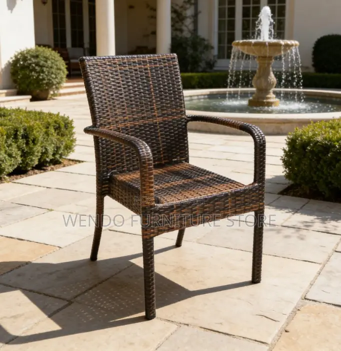 Outdoor Set : 4-Seater Modern Brown Rattan Patio Furniture Set.