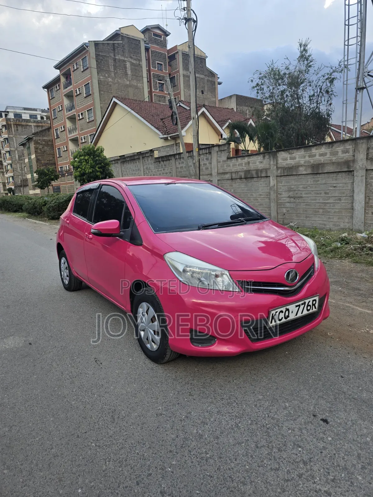 Toyota Vitz 2010 Pink