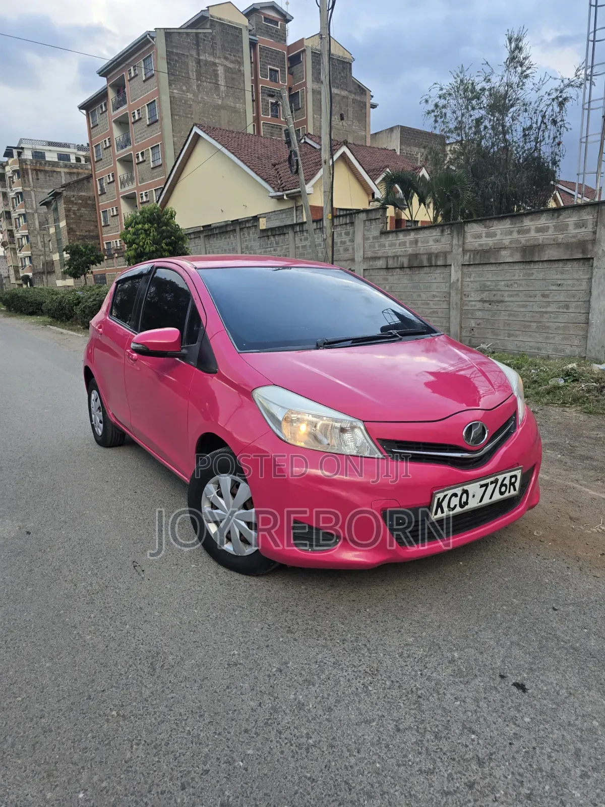 Toyota Vitz 2010 Pink