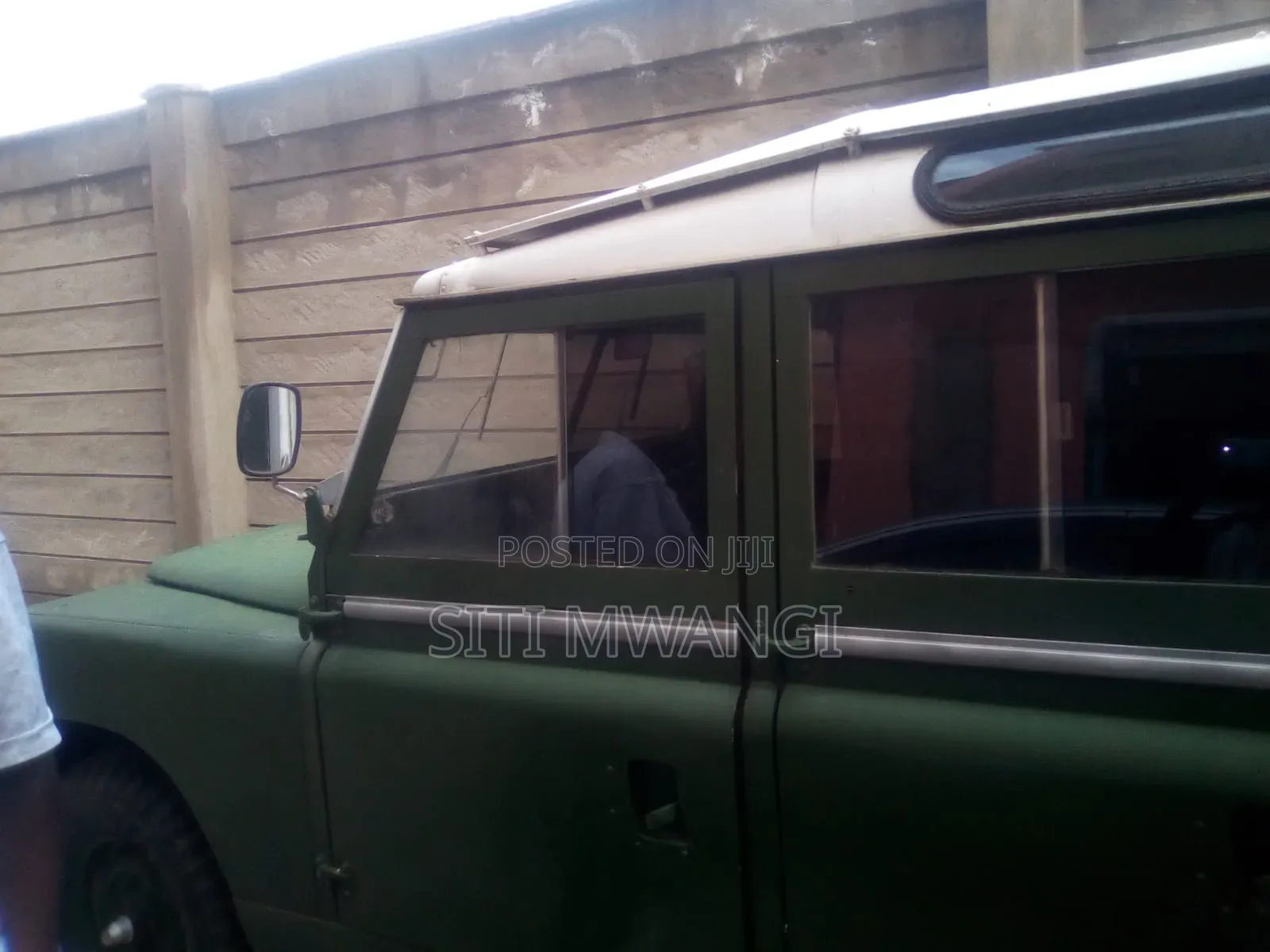 Land Rover Defender 1969 Green