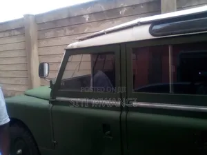 Land Rover Defender 1969 Green