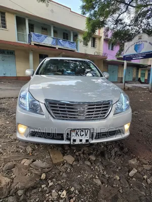 Toyota Crown 2012 Silver