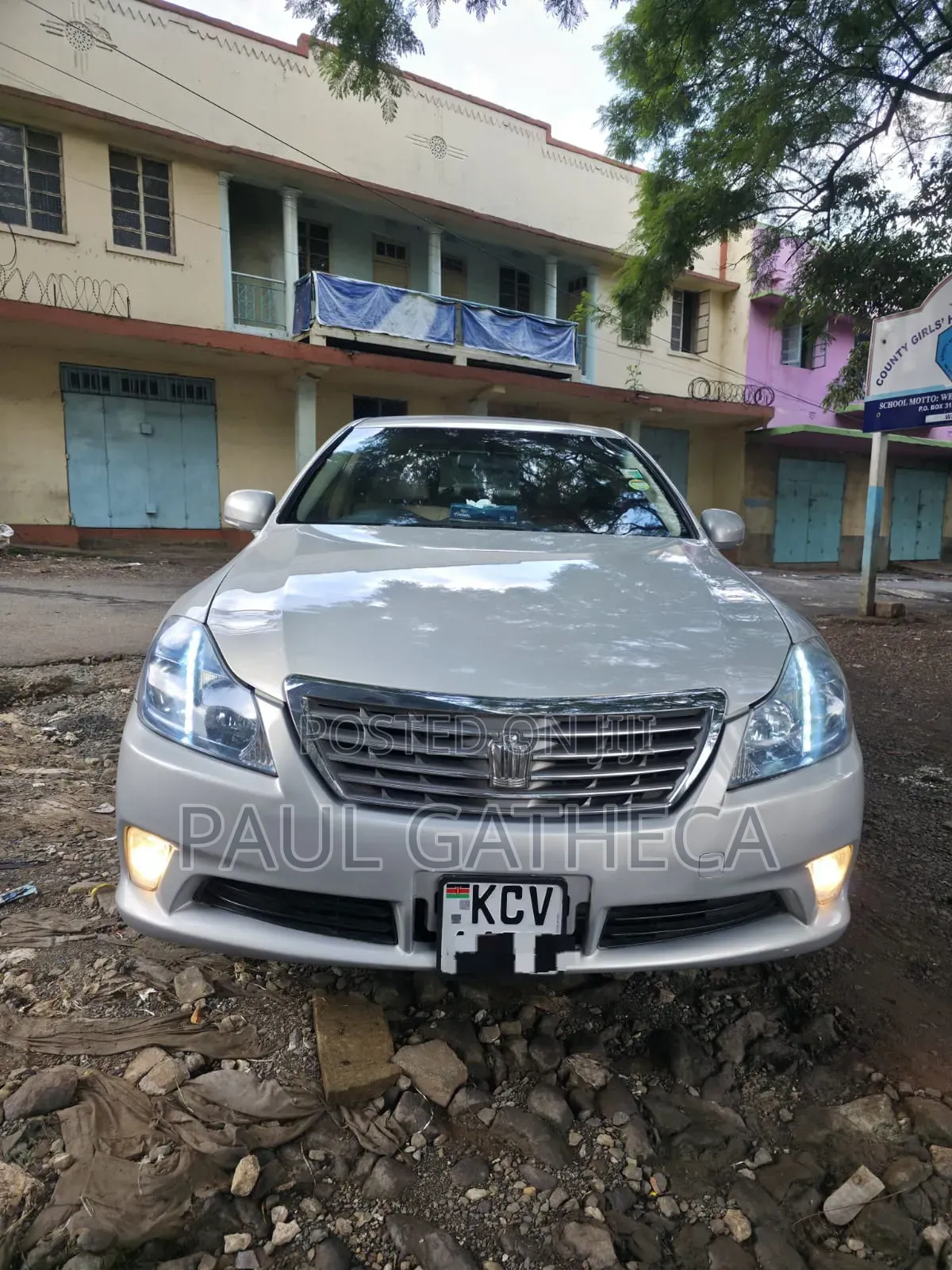 Toyota Crown 2012 Silver