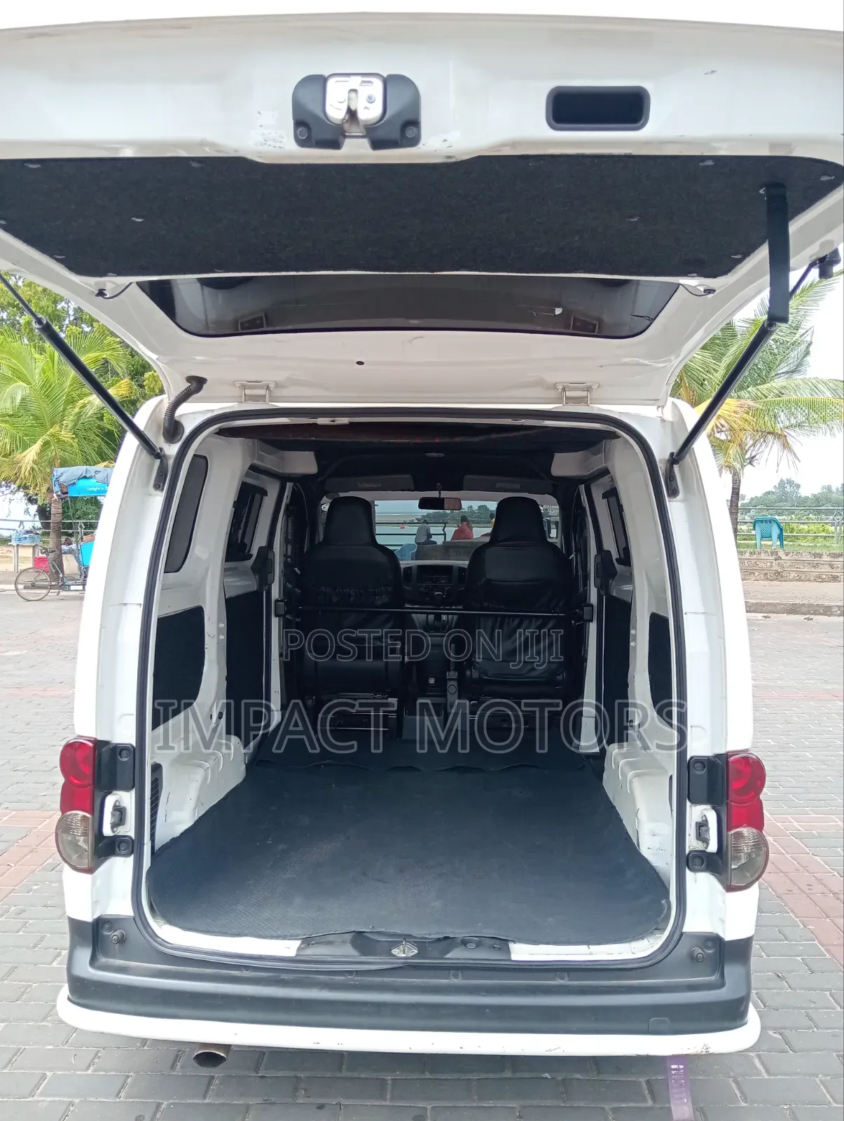 Nissan Vanette 2018 White