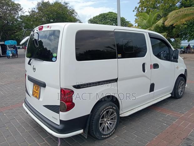 Nissan Vanette 2018 White - thumbnail 12