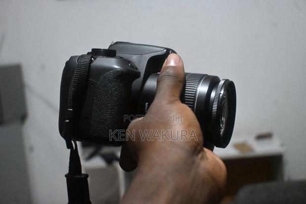 Camera - Cannon Eos 1200d