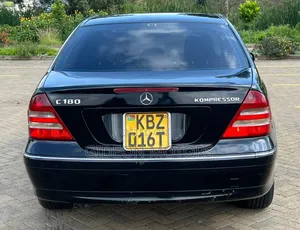 Mercedes-Benz C180 2007 Black