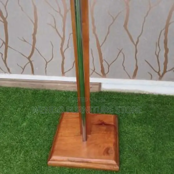Office Hanger : Mahogany Executive Office Coat Hanger