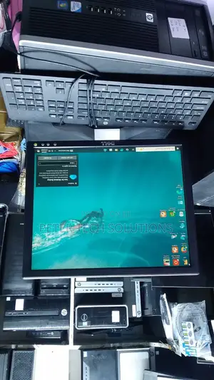 Desktop Computer Dell 4GB Intel Core i5 SSD 500GB