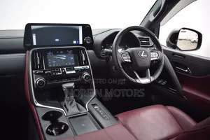Lexus LX 500d 2022 Gray