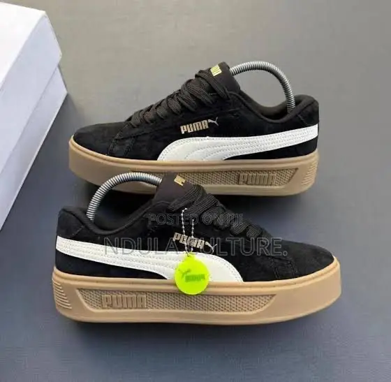 Puma Smash Platform V3 Sneakers