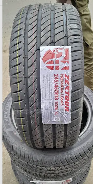 245/45zr18 Zextour