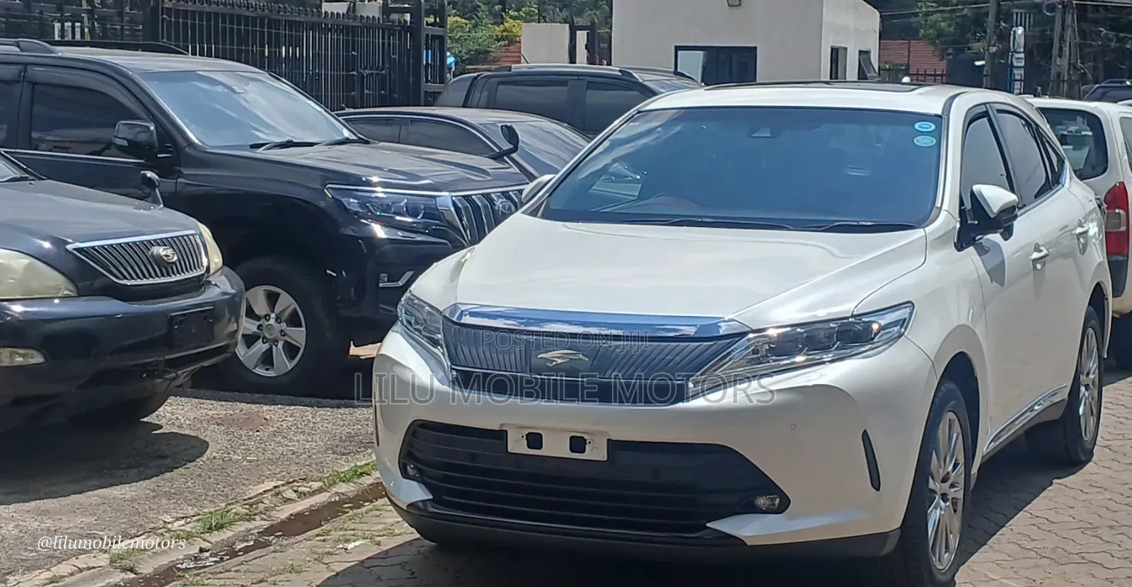 Toyota Harrier 2019 White
