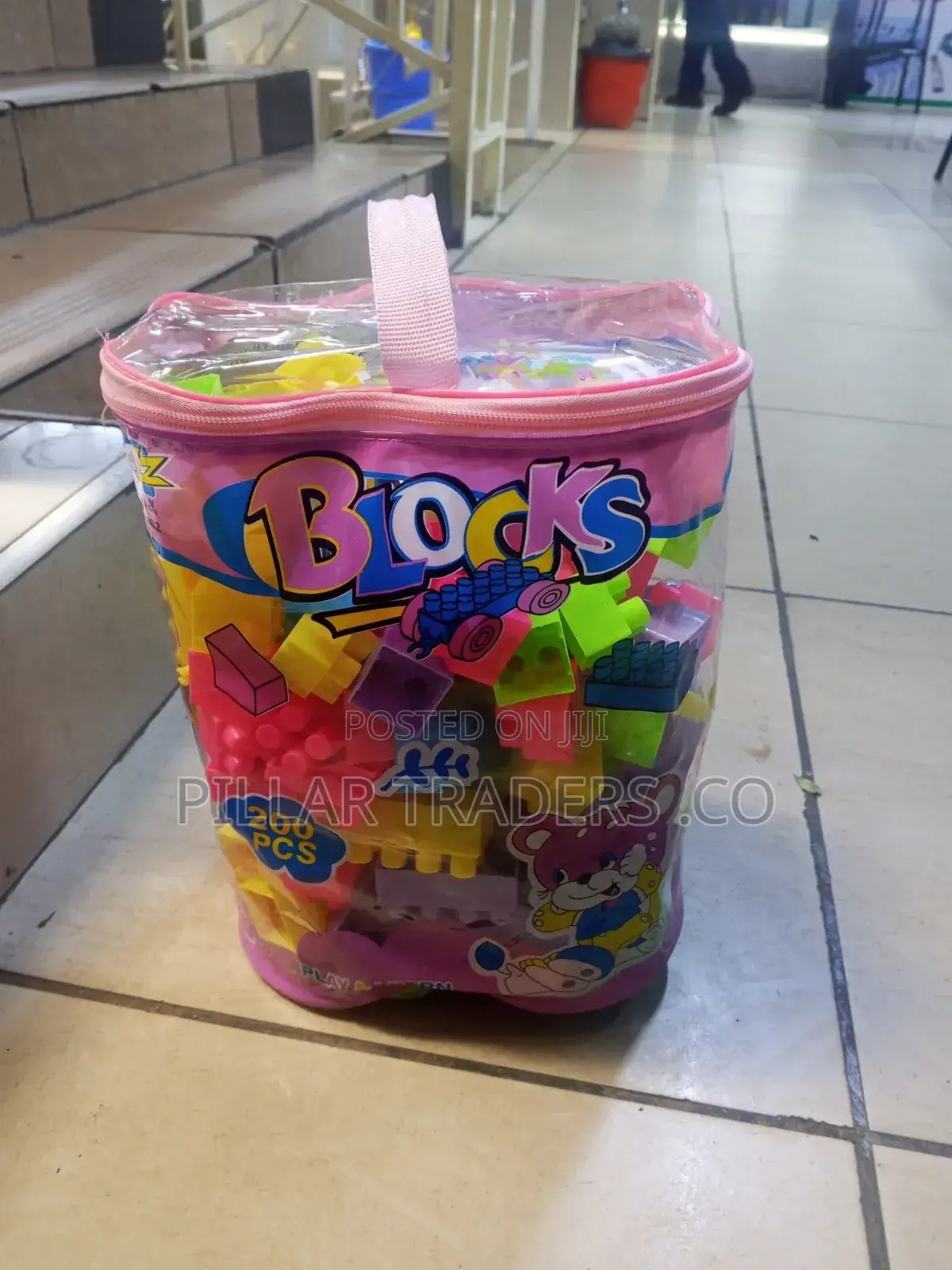 200 PCS Building Blocks for Kids - Toy Set With Storage Bag