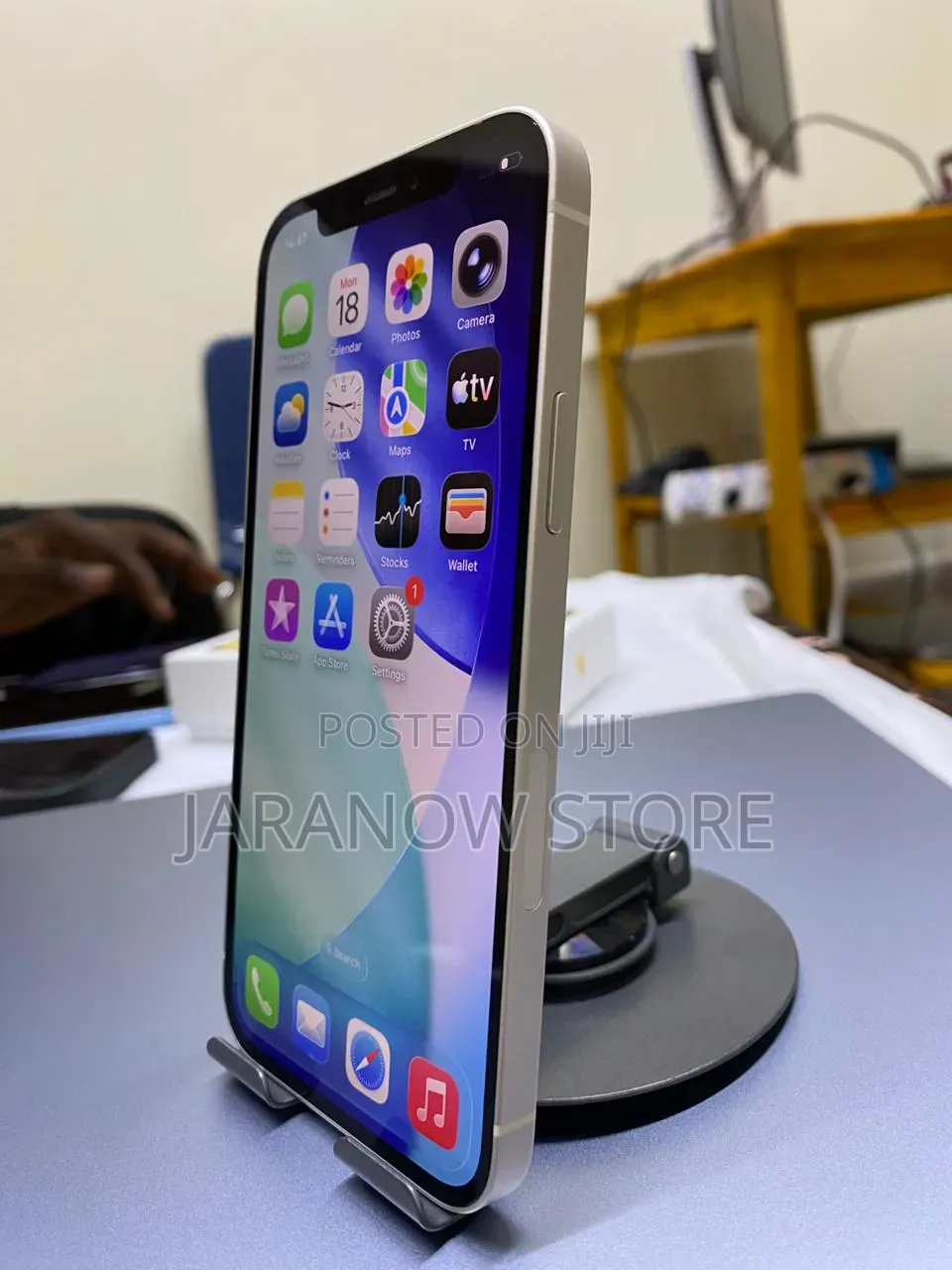 Apple iPhone 12 64 GB White