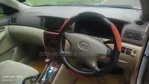 Toyota Corolla 2003 White