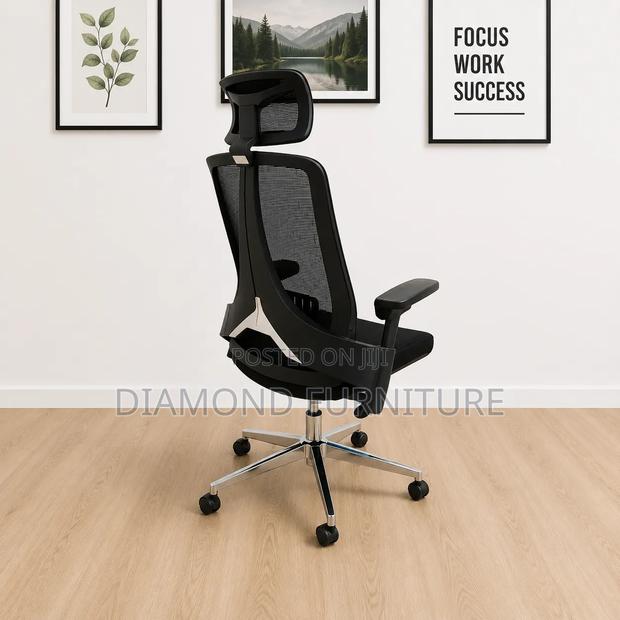 High Back Ergonomic Mesh Office Chair With Headrest Lumbar Support - thumbnail 3