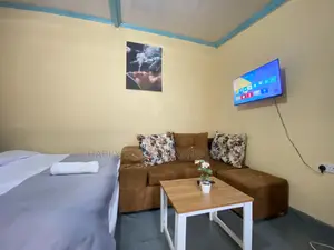 Executive Studios - Dagoret- Kikuyu Road at 2000