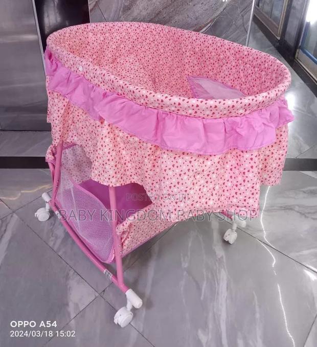 Newborn Baby Bed - main view