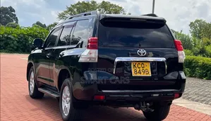 Toyota Land Cruiser Prado 2011 Black