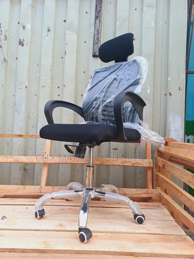 Handy Modern Headrest Office Chairs Offers!