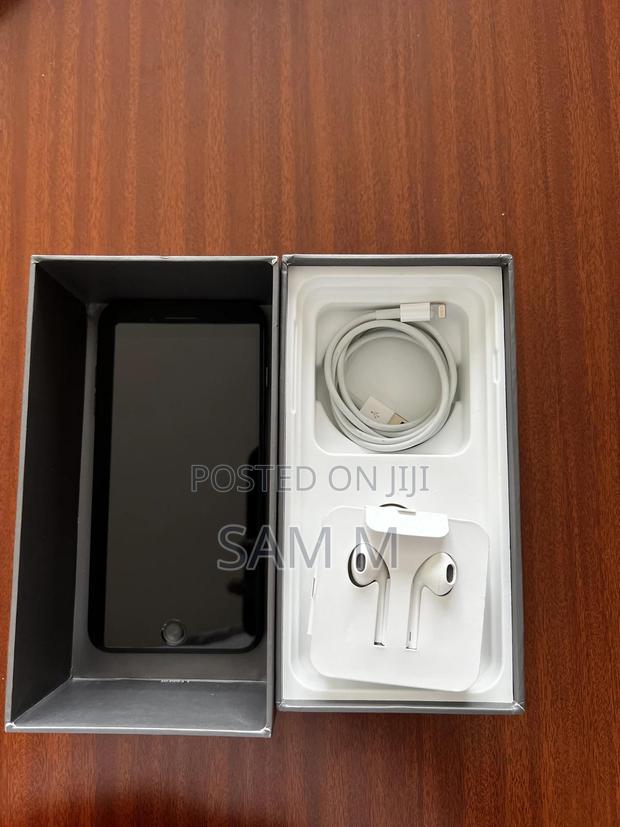 Apple iPhone 8 Plus 256 GB Black - thumbnail 4