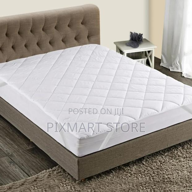 Premium Fitted Mattress Protector 5 by 6 Size