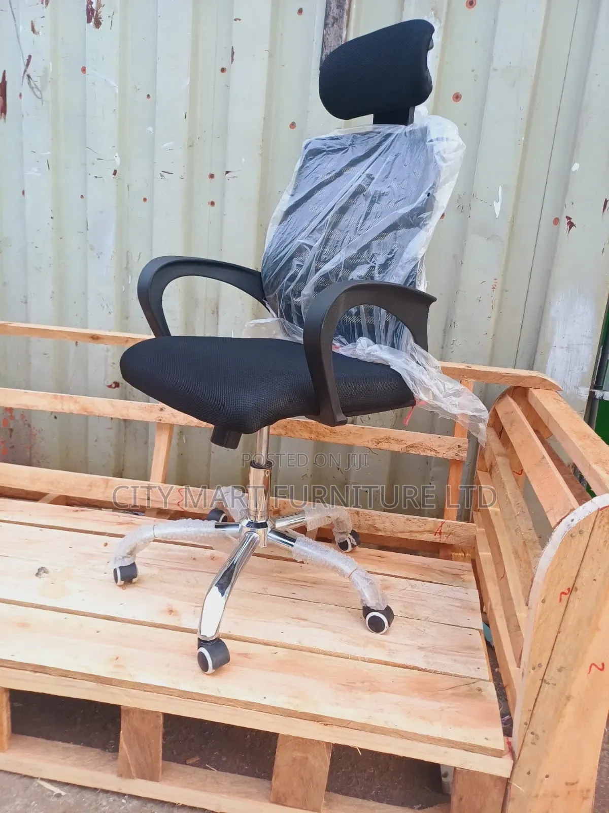 Relaxing Modern Headrest Office Chairs Offers! 
