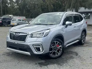 Subaru Forester Premium AWD 2020 Silver