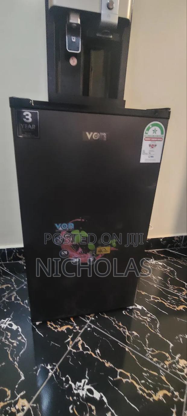 Von Mini Fridge