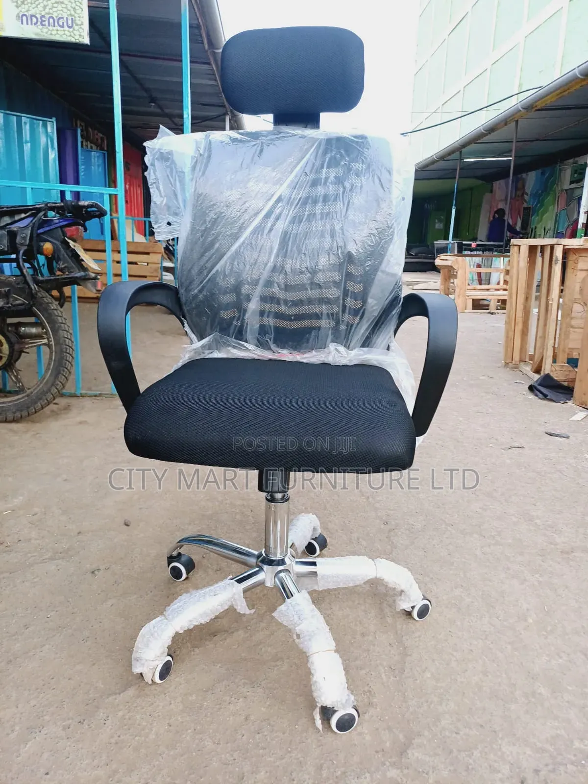 Calm Modern Headrest Office Chairs Offers! 