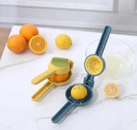 Hand Press Lemon Squeezer - thumbnail 2