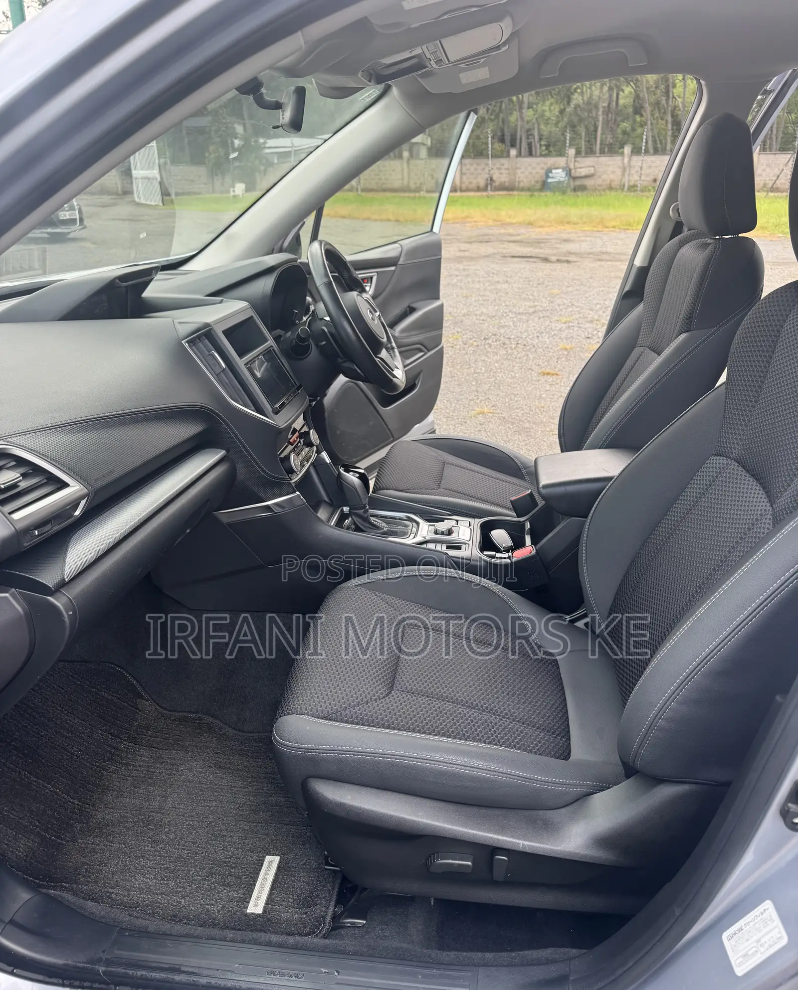 Subaru Forester Premium AWD 2020 Silver