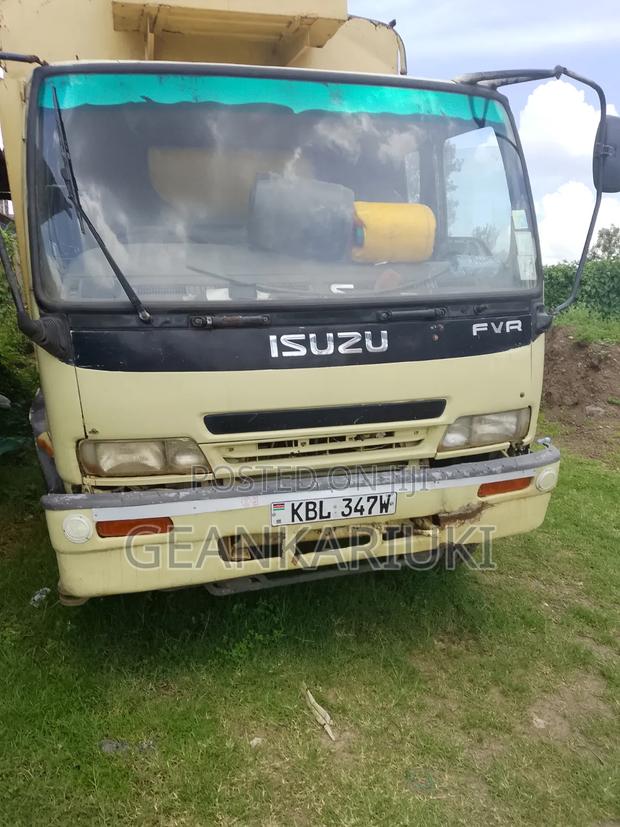 Isuzu FVR 23