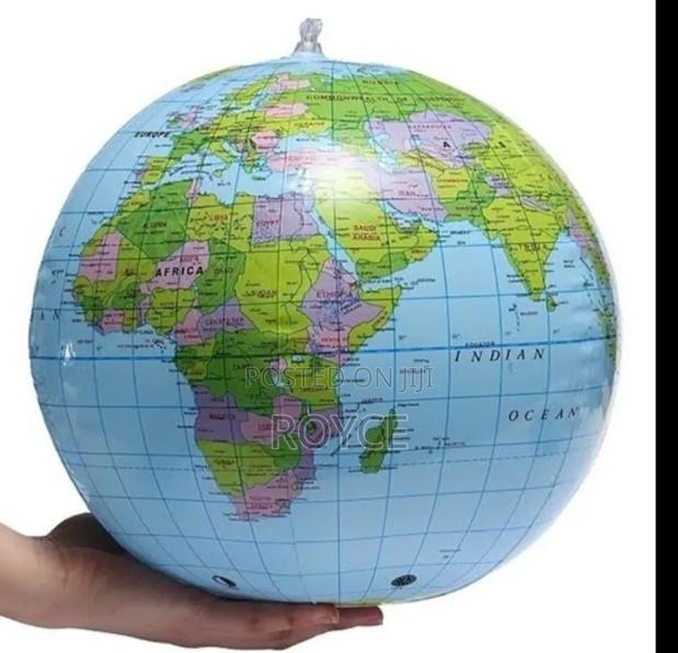 Inflatable World Map - main view