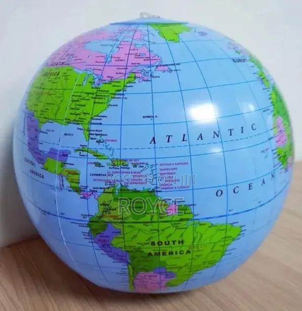 Inflatable World Map - thumbnail 2