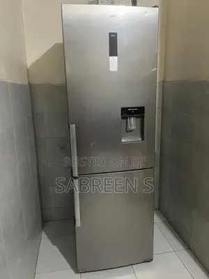 Von Bottom Freezer Fridge With Water Dispenser 265l