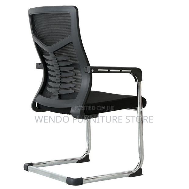 Office Chair Cab5 Modern Task Chair With Fixed Arms - thumbnail 4