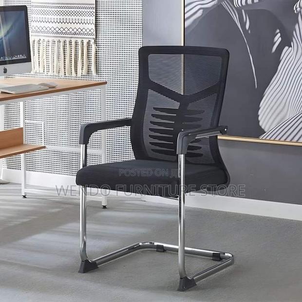 Office Chair Cab5 Modern Task Chair With Fixed Arms - thumbnail 7