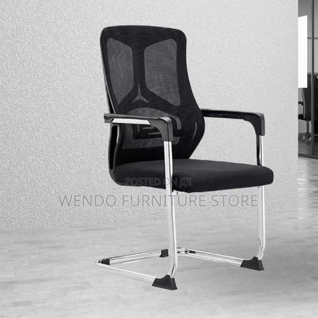 Office Chair : Yun54 Modern Black Ergonomic Mesh Office Visitor Chair